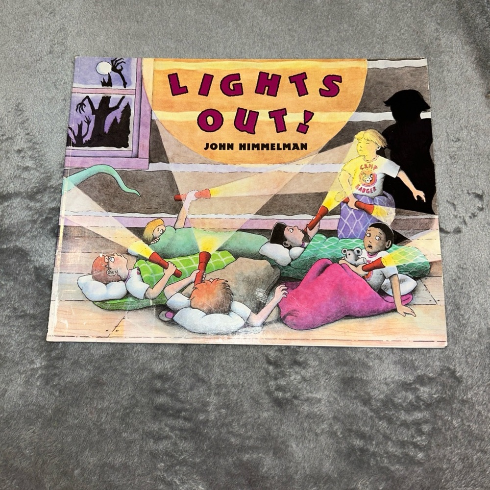 Lights Out! by John Himmelman, 1996, Paperback